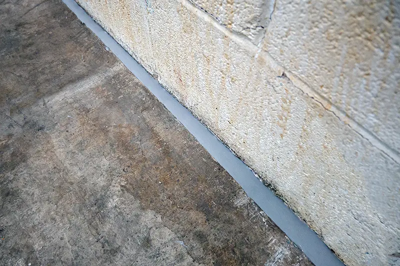 crack-seal-concrete